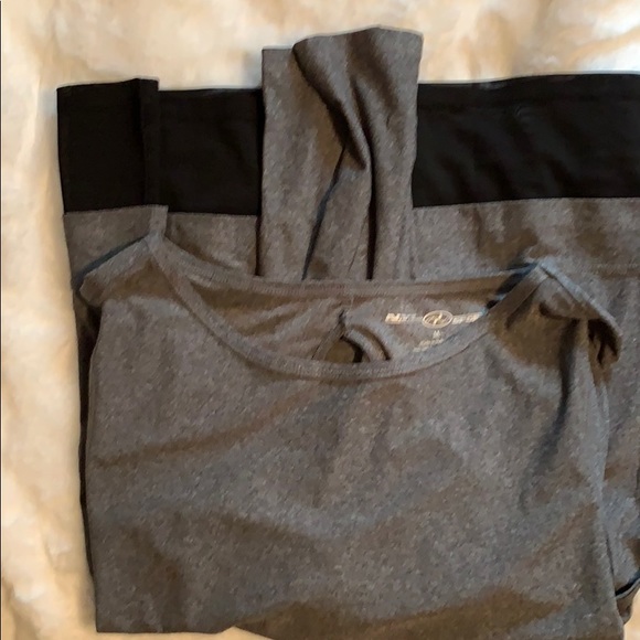 Tee - Picture 2 of 3